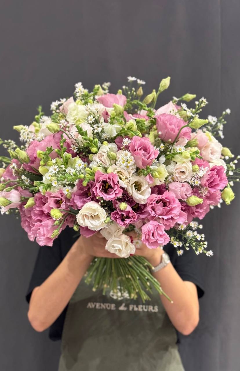 ՄԱՐՍԵԼԼԱ - Նուրբ փունջ էվստոմայից - Image 1 of 1 | Avenue Des Fleurs