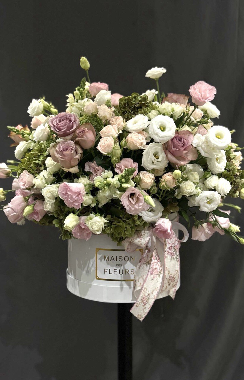 Premium Rose Harmony - Image 1 of 1 | Avenue Des Fleurs