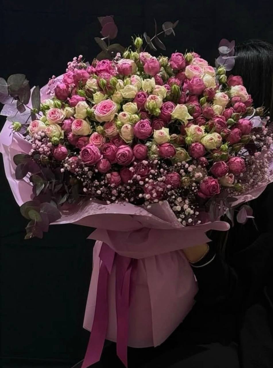 Spray roses - Image 1 of 1 | Avenue Des Fleurs