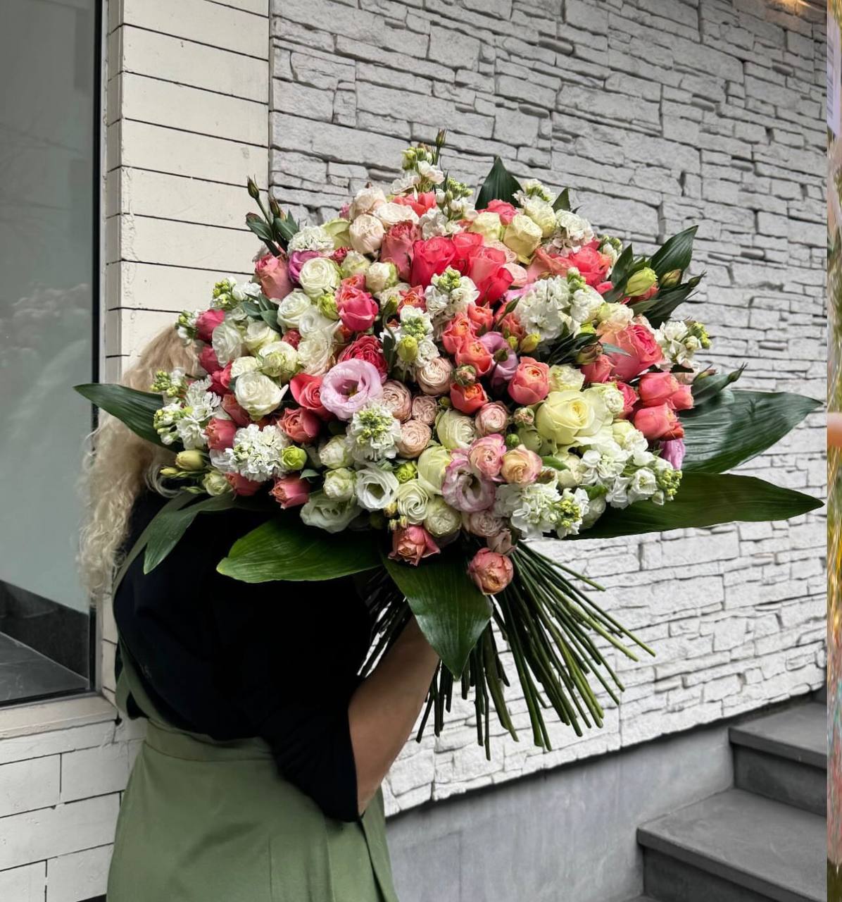 Pink mood - Image 1 of 1 | Avenue Des Fleurs